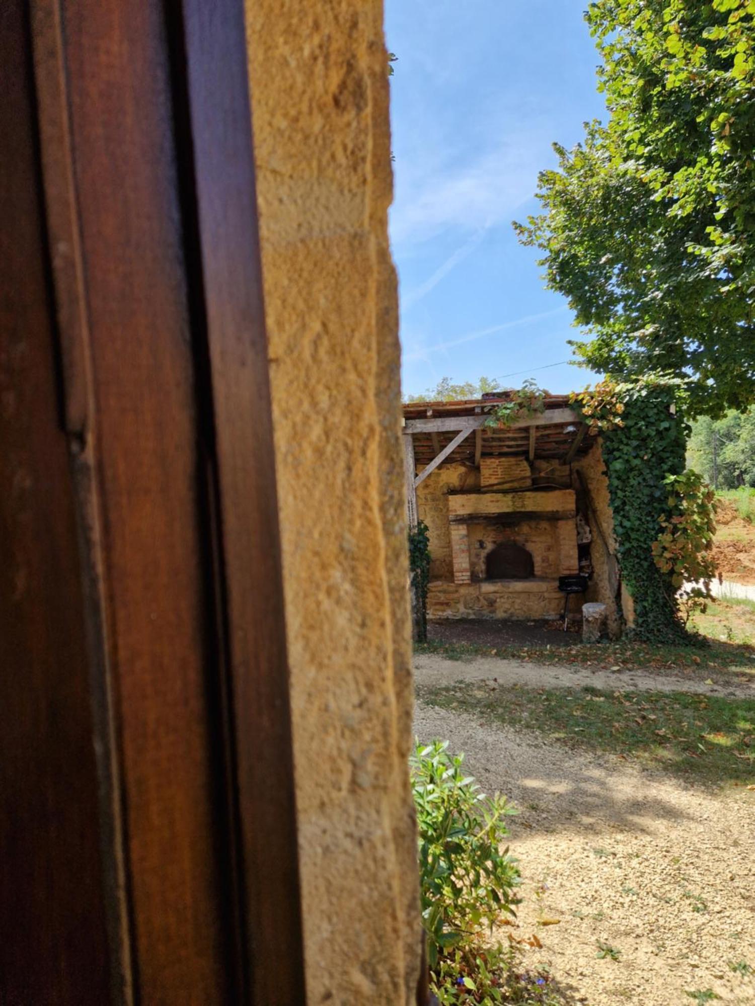 Gîtes Le clos de Veyrignac Exterior foto